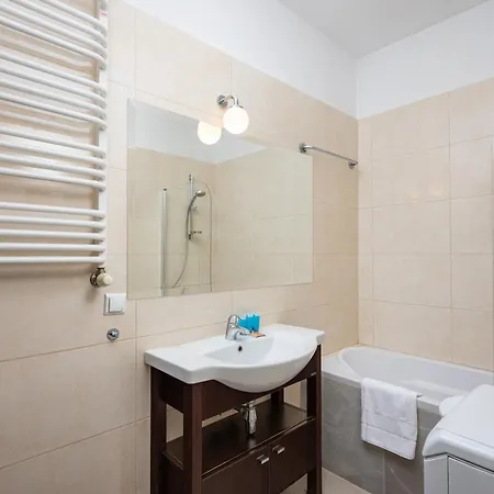 Wola Cosy Apartment Warsaw